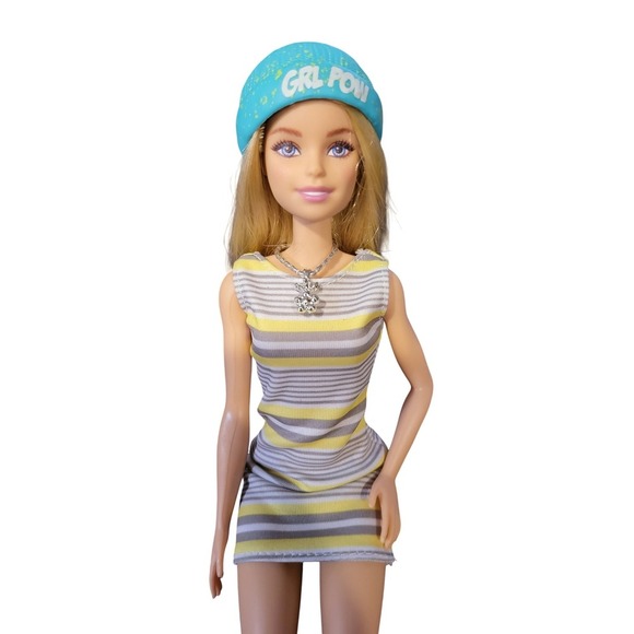 Barbie Doll Striped Dress Girl Power Hat Necklace Blue Shoes Outfit - Picture 11 of 11